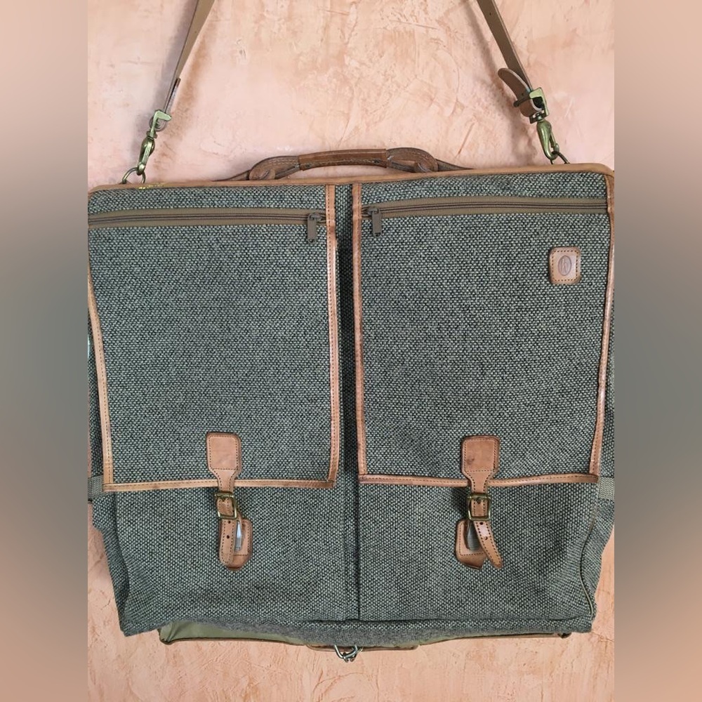 Hartmann garment bag